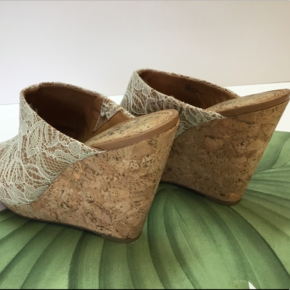 Outstanding Gianni Bini Wedges. - Picture 6 of 8